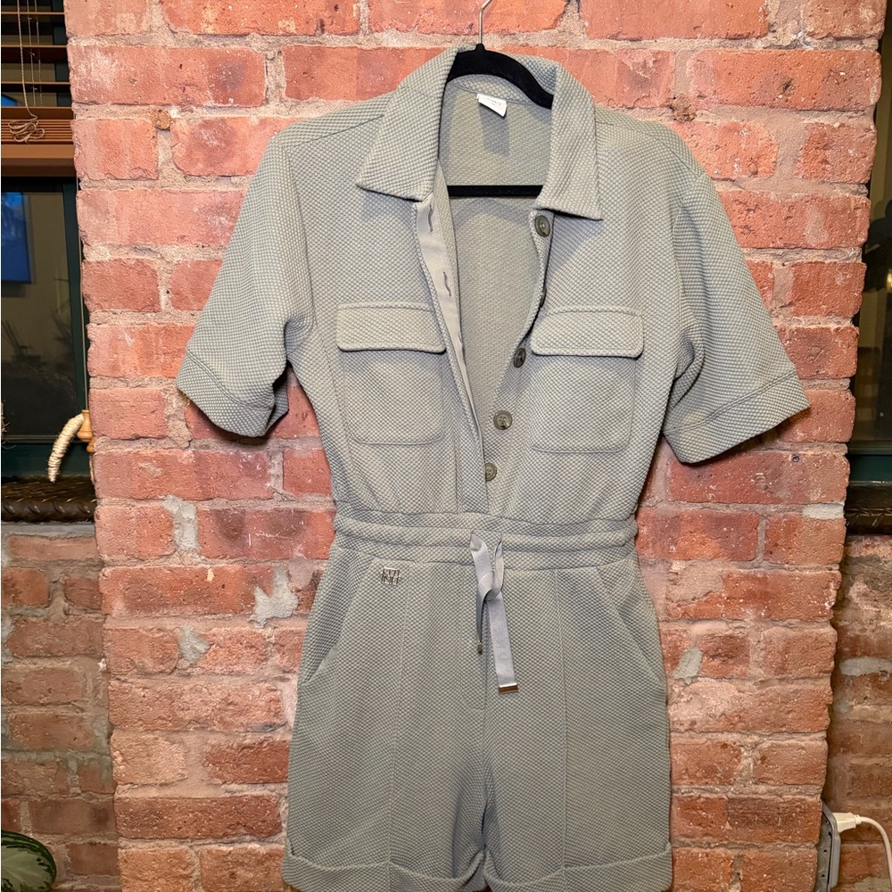Lune Active Moon Classic Short Jumpsuit | Olive | Size XS